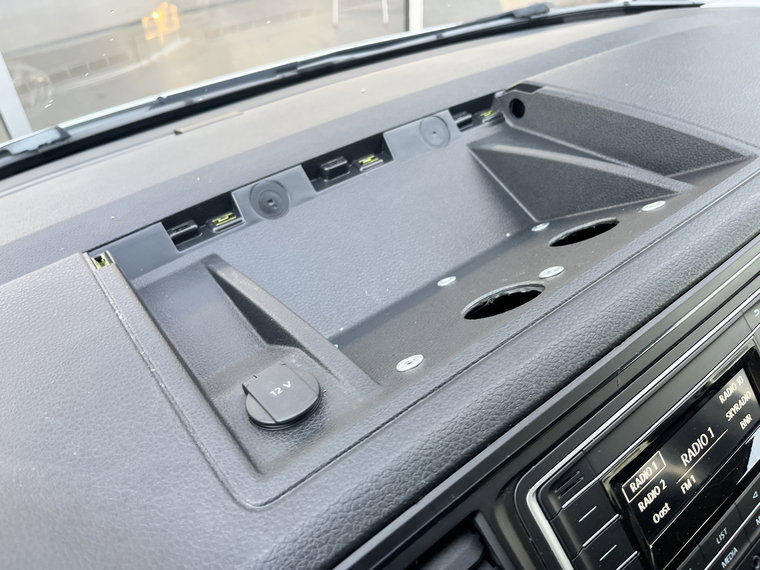 Vehicle Image 38