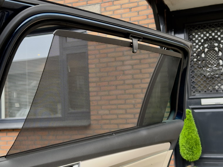 Vehicle Image 32