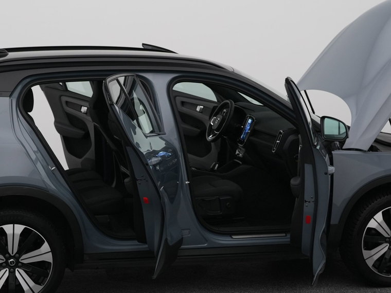 Vehicle Image 33