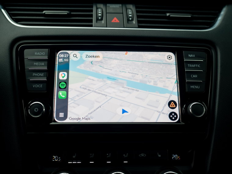 Vehicle Image 10