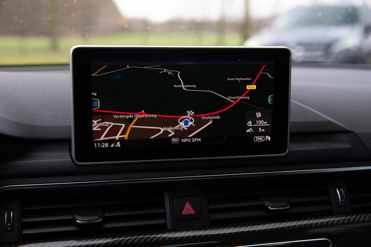 Vehicle Image 15