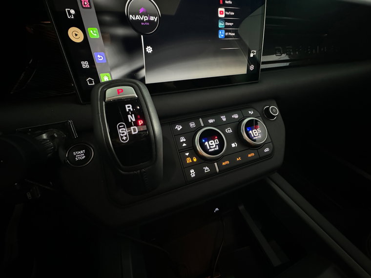 Vehicle Image 20
