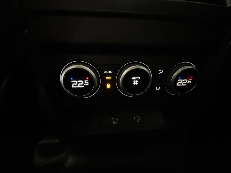 Vehicle Image 34