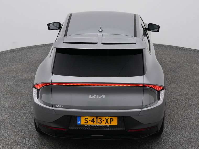 Vehicle Image 28