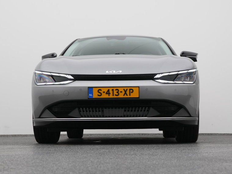 Vehicle Image 35