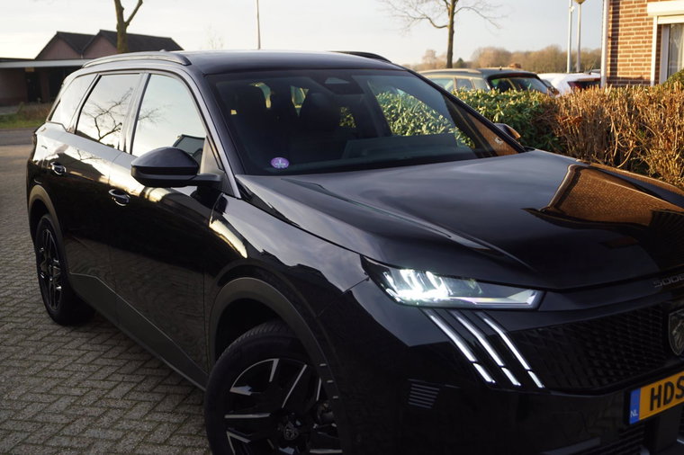 Vehicle Image 30