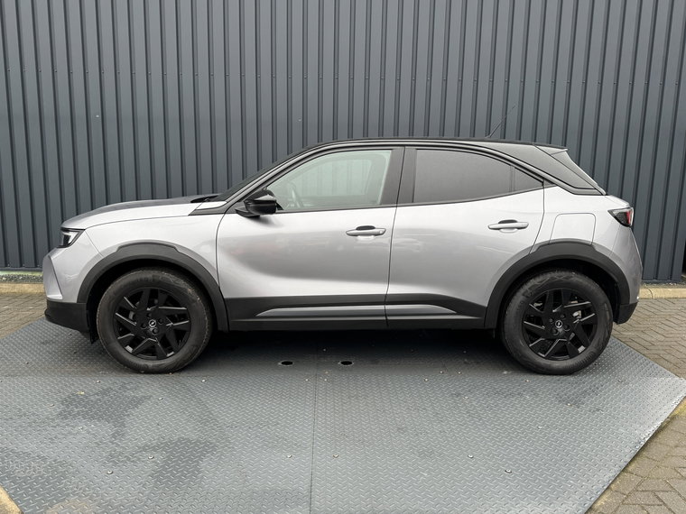 Vehicle Image 40