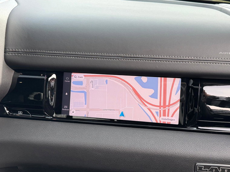 Vehicle Image 17