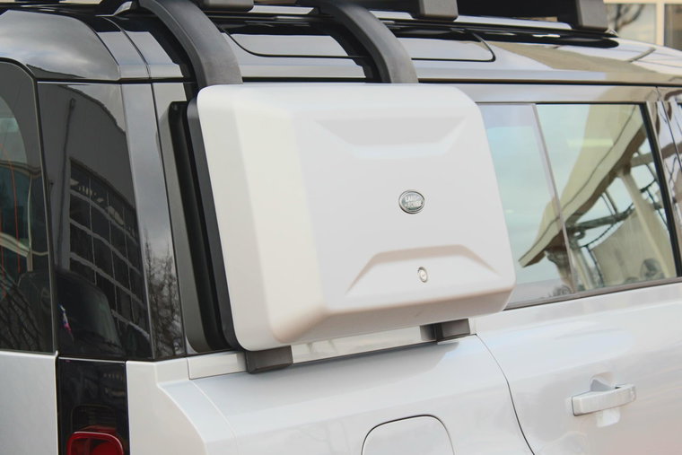 Vehicle Image 16