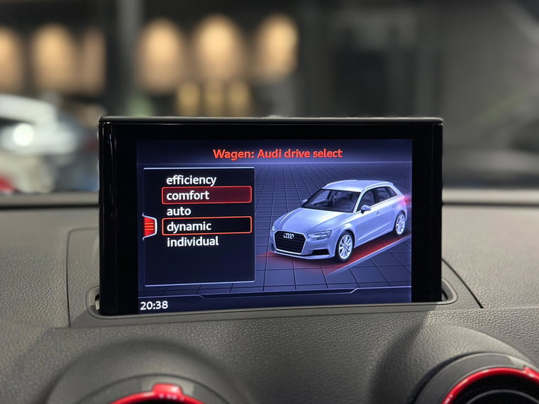 Vehicle Image 21