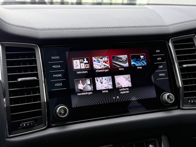 Vehicle Image 15