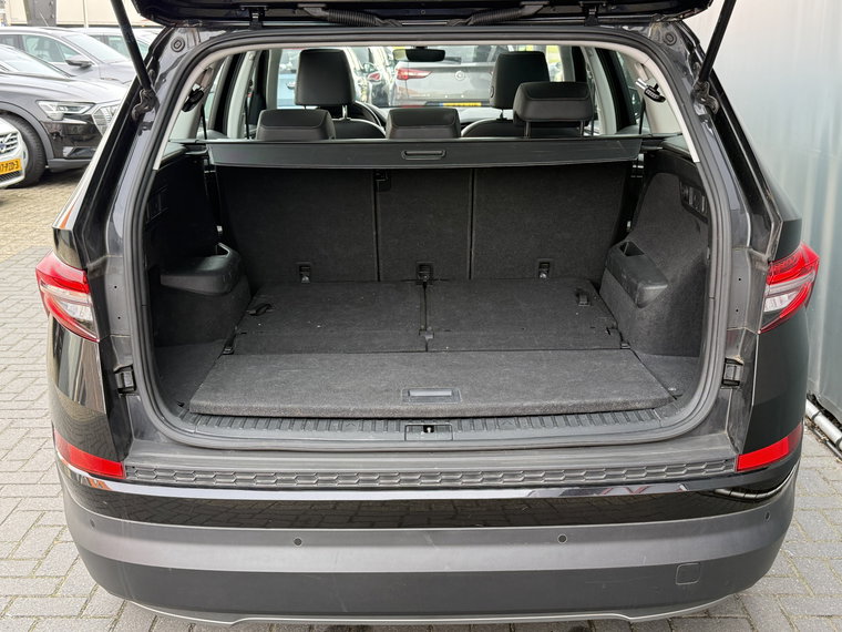 Vehicle Image 38