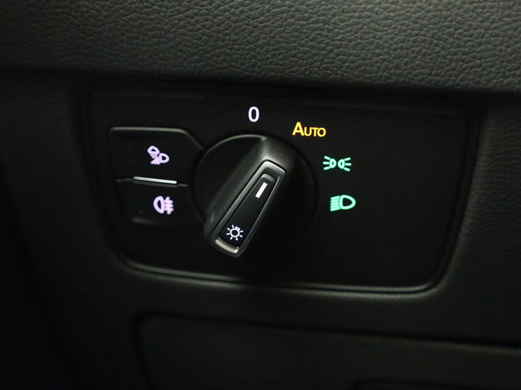 Vehicle Image 27