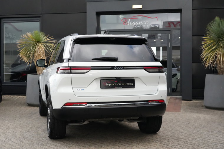 Vehicle Image 33
