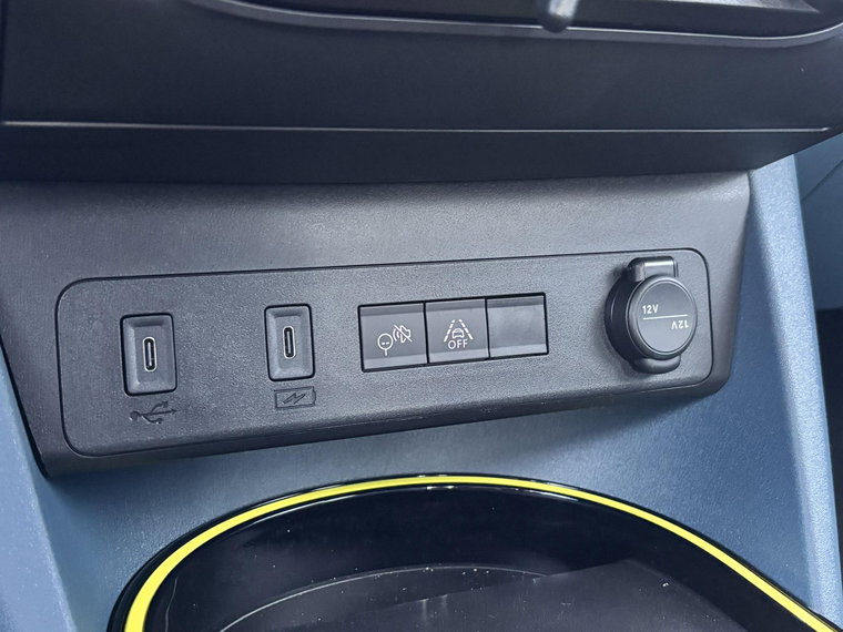 Vehicle Image 26