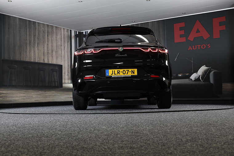 Vehicle Image 39