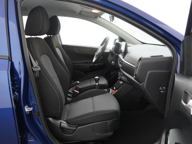 Vehicle Image 38