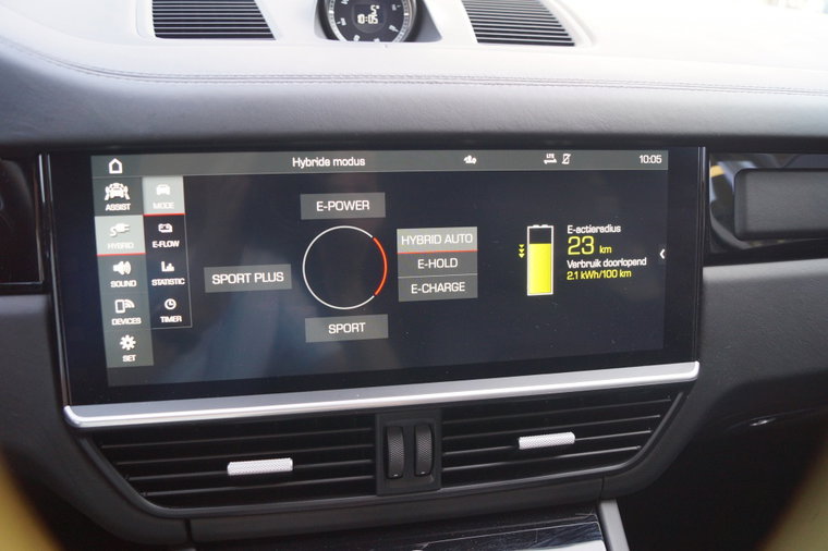 Vehicle Image 35