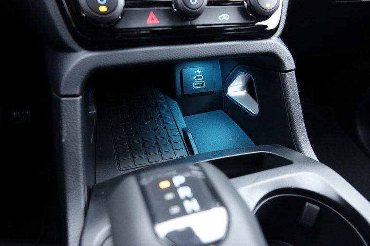 Vehicle Image 31