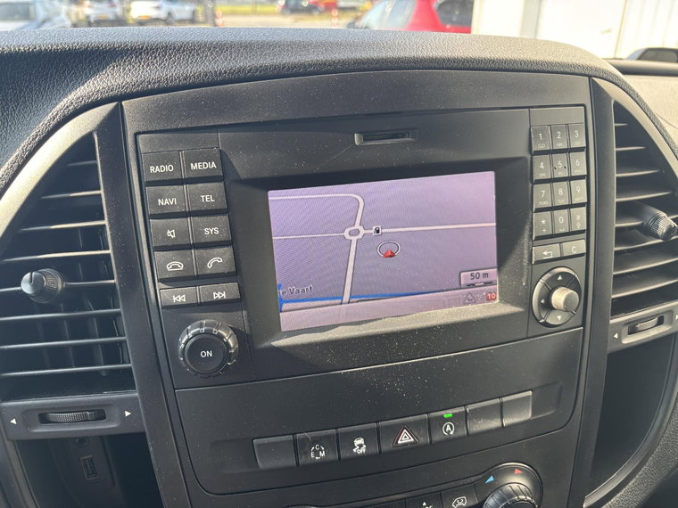 Vehicle Image 27
