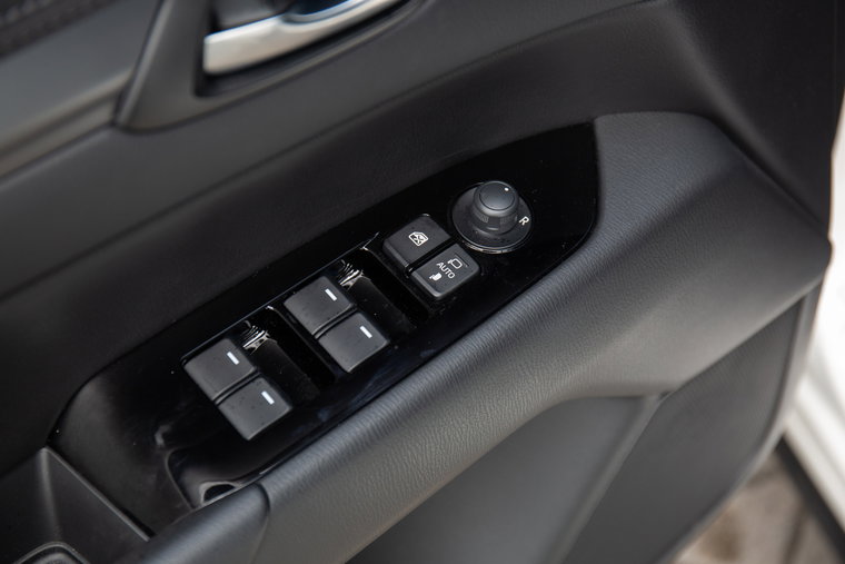 Vehicle Image 24