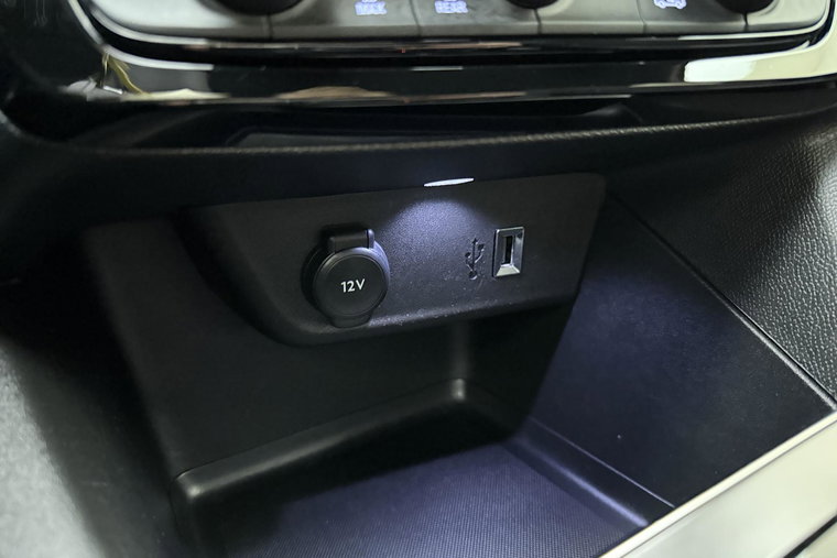 Vehicle Image 20