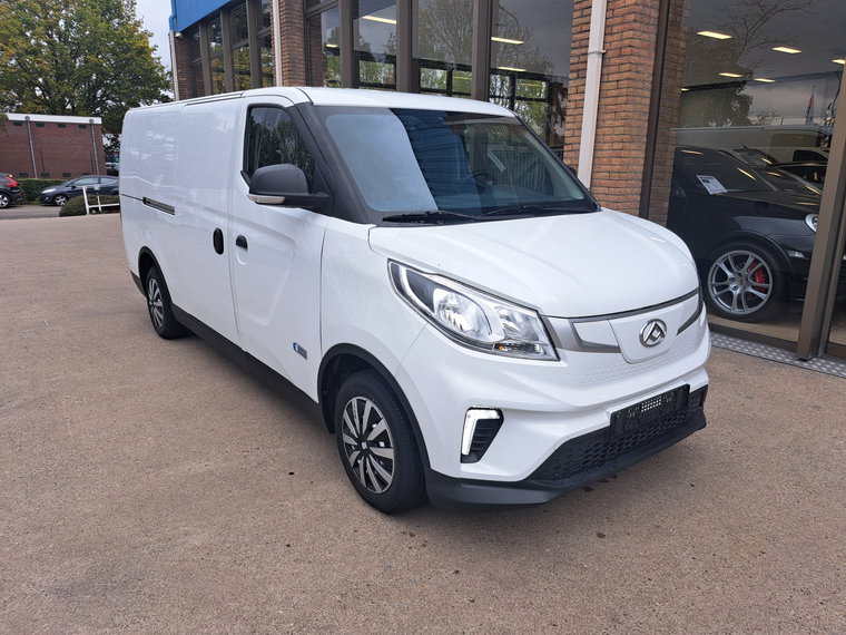 Vehicle Image 35