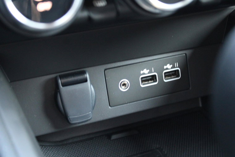Vehicle Image 20