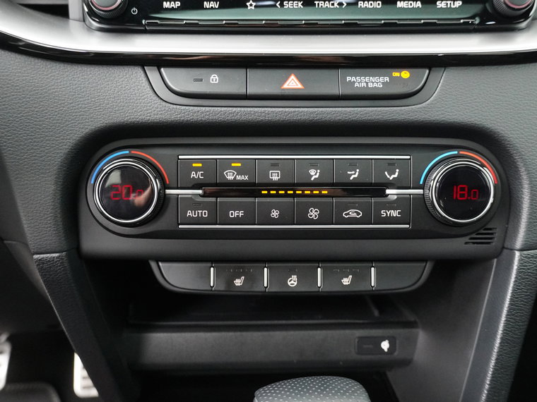 Vehicle Image 28