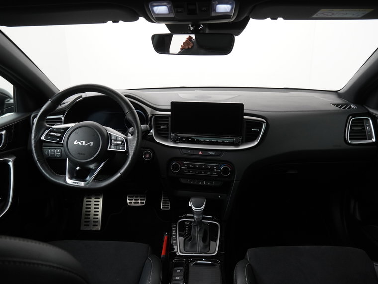 Vehicle Image 35