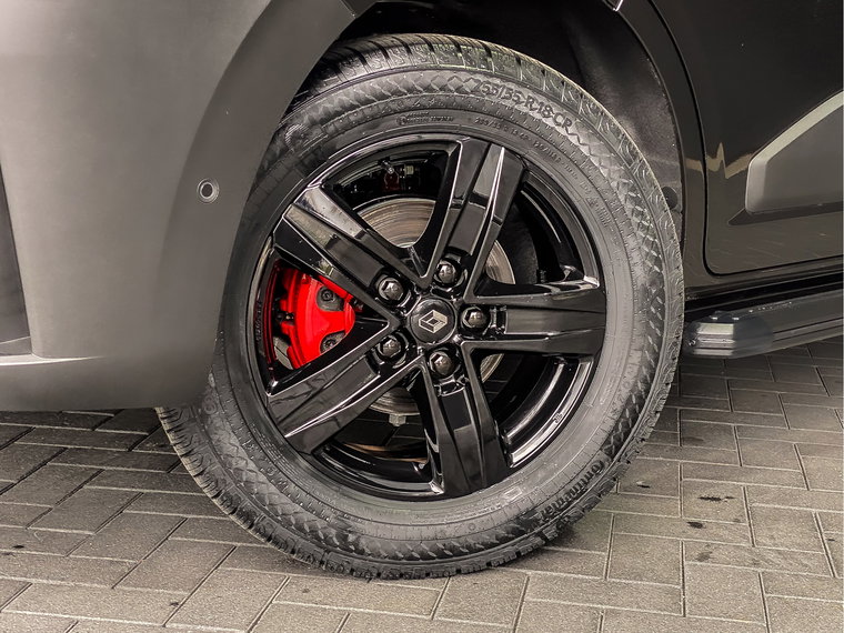 Vehicle Image 35