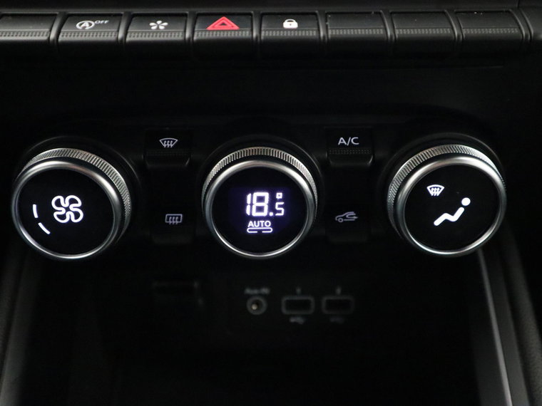 Vehicle Image 27