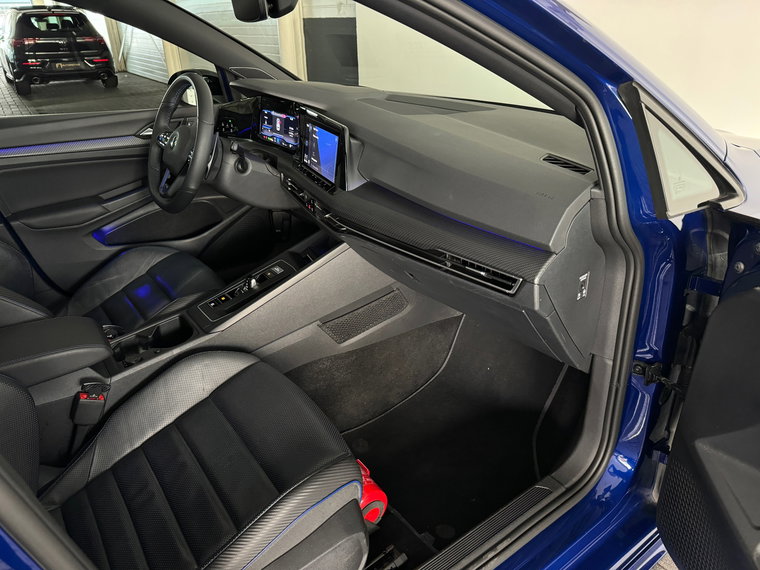 Vehicle Image 38