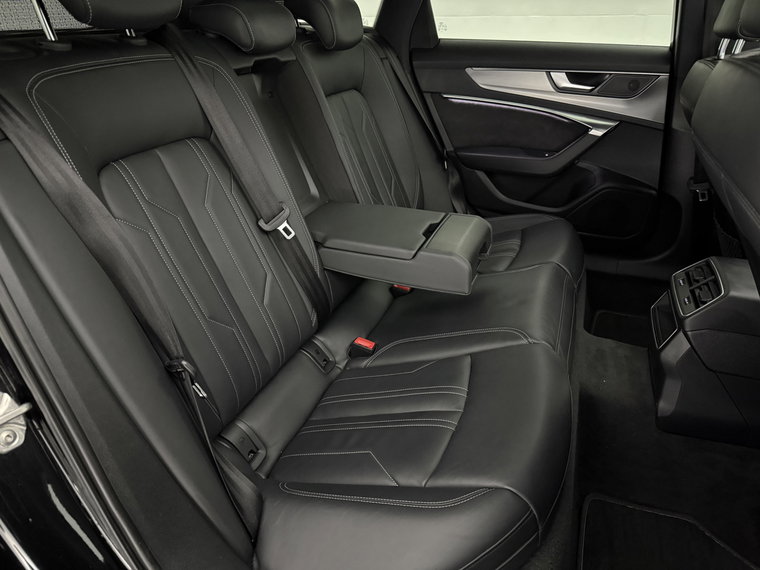 Vehicle Image 45