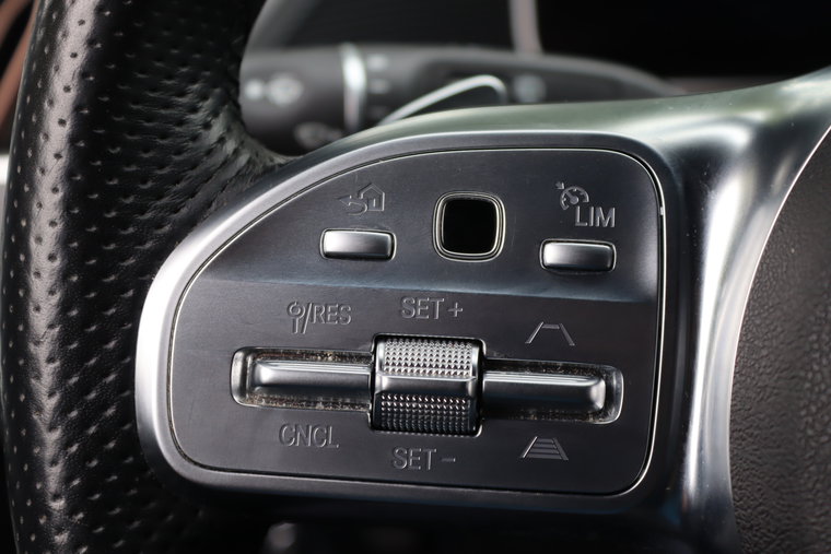 Vehicle Image 26