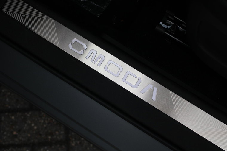 Vehicle Image 22