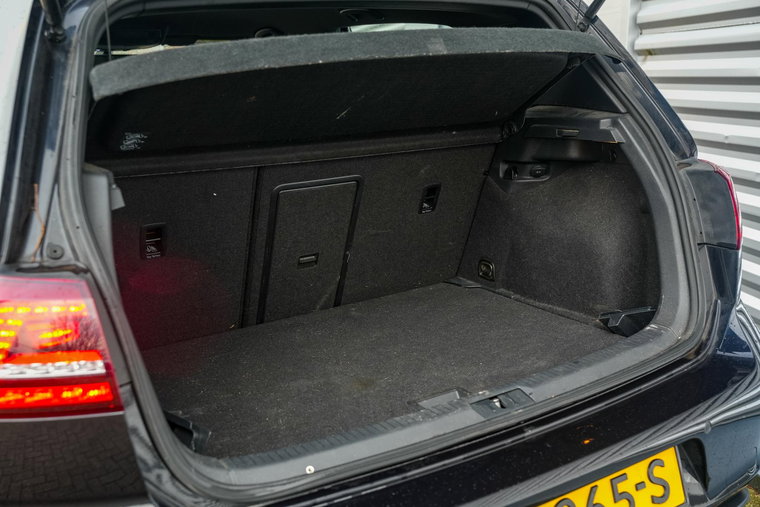 Vehicle Image 24