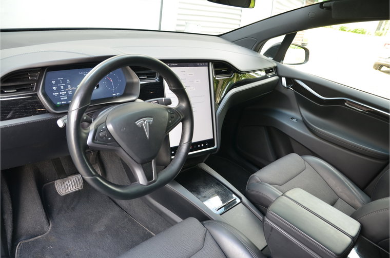 Vehicle Image 11
