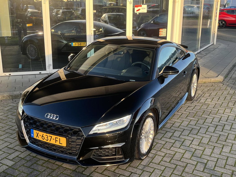 Vehicle Image 11
