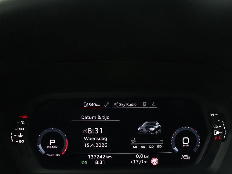 Vehicle Image 29