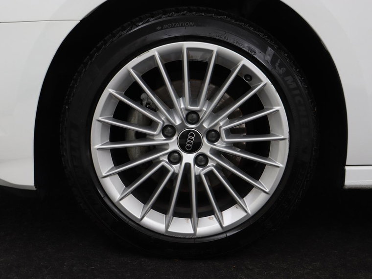 Vehicle Image 31