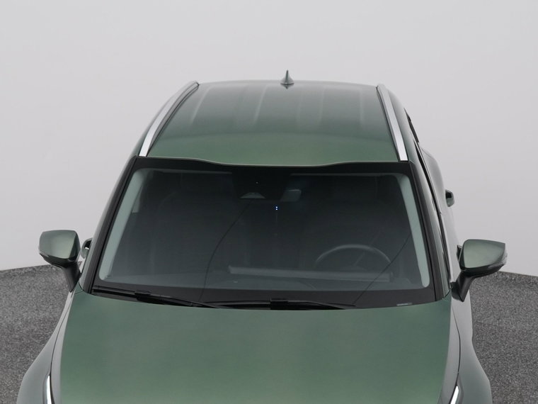 Vehicle Image 32