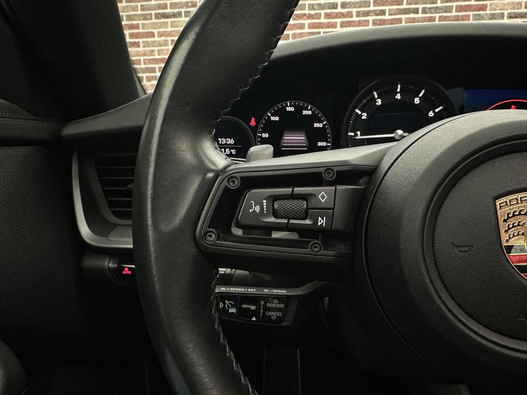 Vehicle Image 37