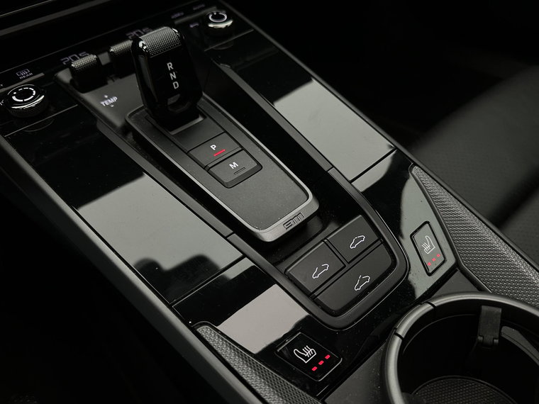 Vehicle Image 40