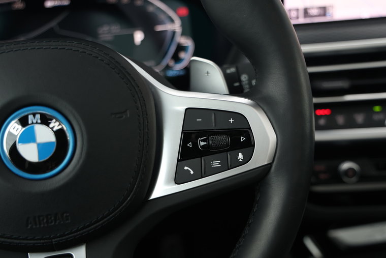Vehicle Image 36
