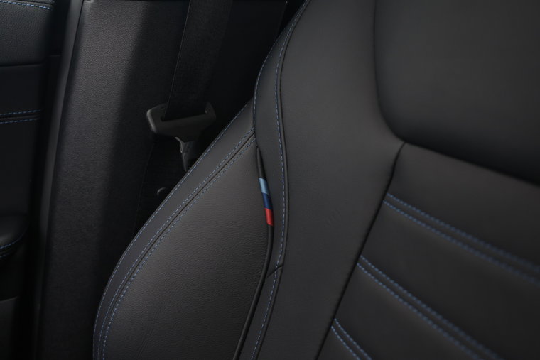 Vehicle Image 38