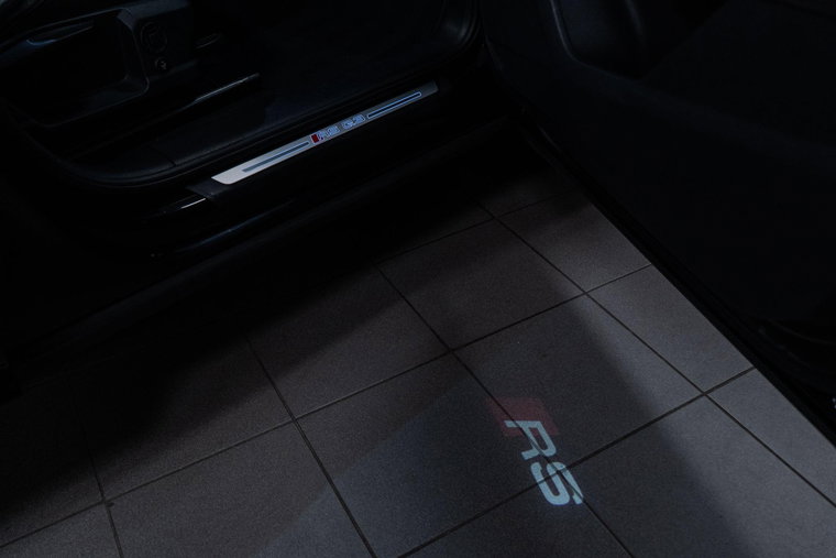 Vehicle Image 56