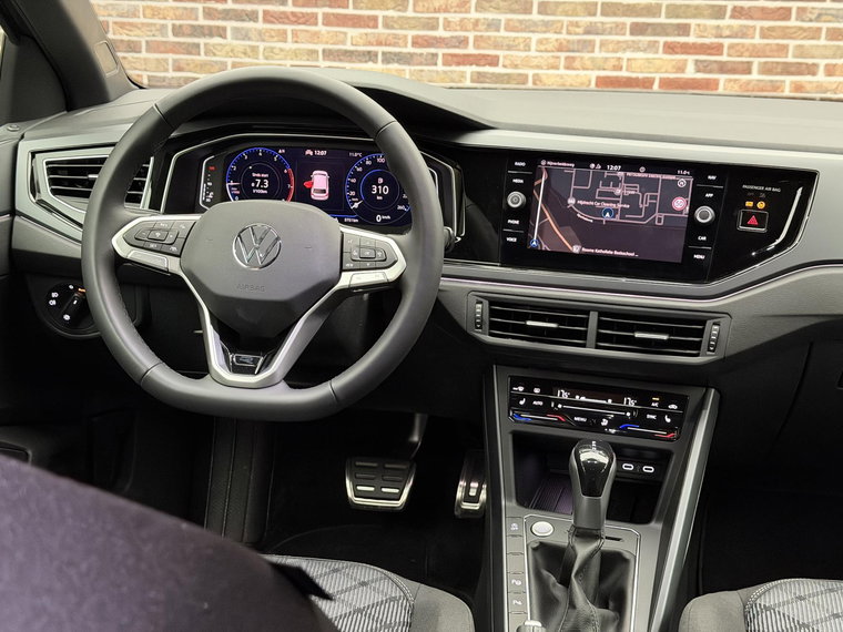 Vehicle Image 31