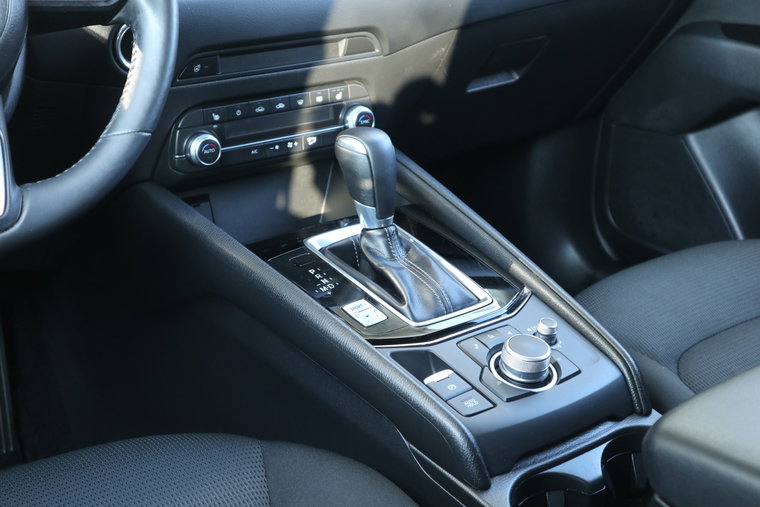 Vehicle Image 19