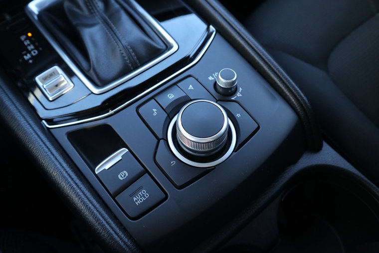 Vehicle Image 23